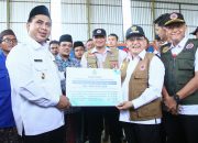 Wagub Jateng Salurkan Bantuan Senilai Rp253 Juta saat Tinjau Banjir Grobogan