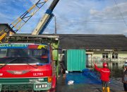 Pagar Blok Pelabuhan Tanjung Emas Semarang Jebol Akibat Cuaca Ekstrem