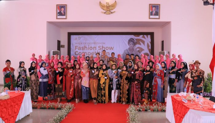Acara Demak In Frame 2025 Keluarkan Potensi Generasi Muda, Bhayangkari Cabang Demak Kolaborasi Komunitas KOPI CERIA