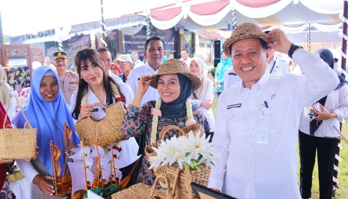 Bupati Sam’ani Sawah di Pusat Kota Kudus dan Koprasi Merah Putih