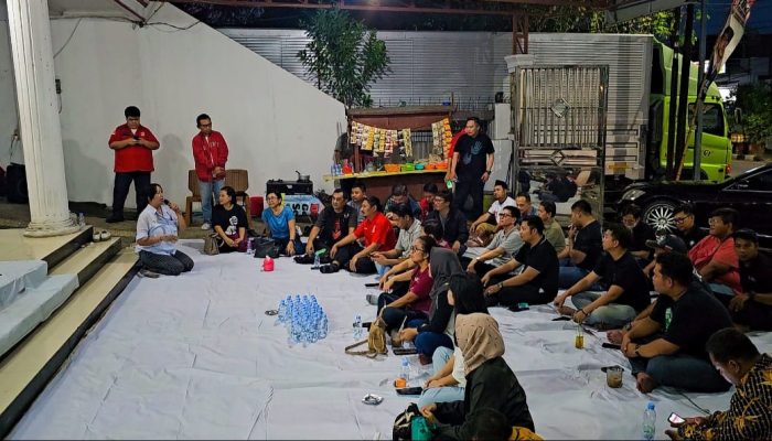 Bikin ‘Angkringan Solidaritas’, Cara Anak Muda Semarang Serap Aspirasi dan Dukung UMKM 