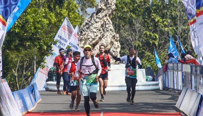 Antusiasme 1.600 Pelari Ikuti Kebumen Geopark Trail Run 2025, Edukasi Pelestarian Lingkungan