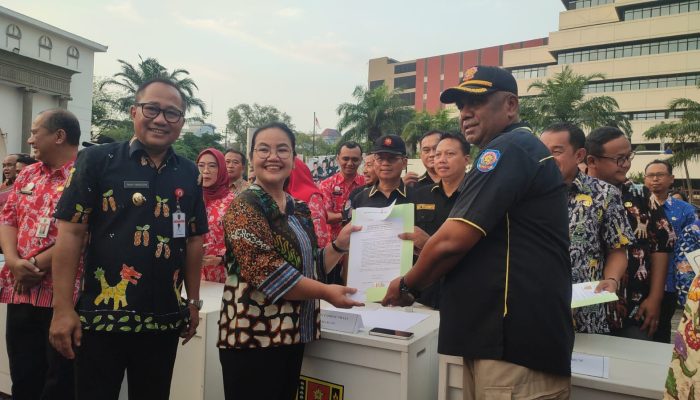 Jalankan Rekomendasi KPK Pasca Penindakan, Semua PPKom dan PA di Pemerintah Kota Semarang Tanda Tangani Pernyataan Integritas Pengadaan Barang dan Jasa