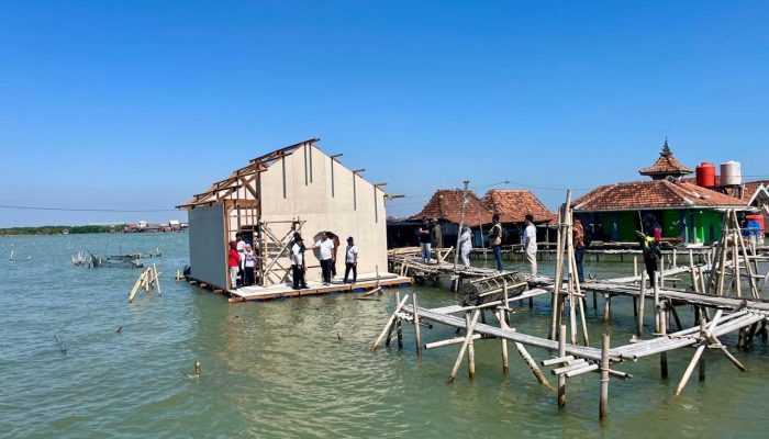 Bantuan Rumah Apung Pemprov Jateng Hampir Rampung, Warga Korban Rob Sayung Bersyukur dan Senang