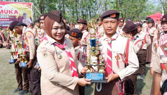 Bupati Grobogan Pimpin Peringatan Hari Pramuka ke 64