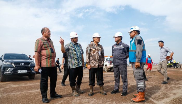 Hasil Survei: 64,6 Persen Masyarakat Jateng Puas Kinerja Gubernur Ahmad Luthfi, Tertinggi Layanan Air Bersih dan Kesehatan