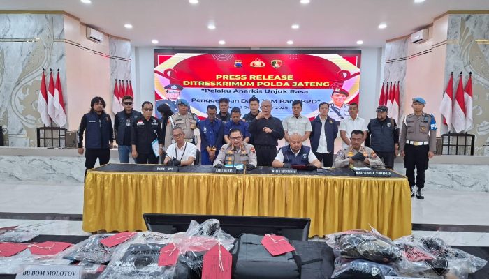 Ditangkap Polisi Usai Seminggu Bawa Kabur Uang 10 Miliar, Sopir Bank Sempat Belanjakan 300 Juta Untuk Beli Mobil dan Tanah