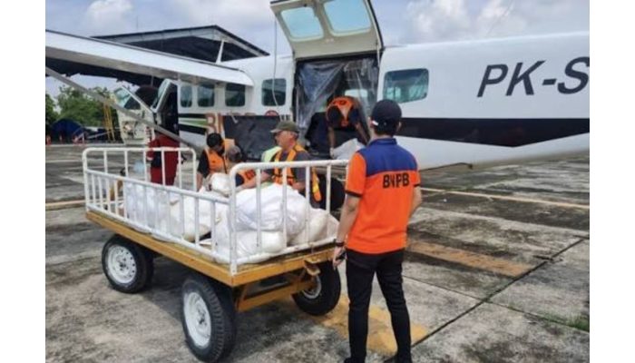 Kendalikan Cuaca, Begini Cara BNPB Tebar Sepuluh Ton Garam