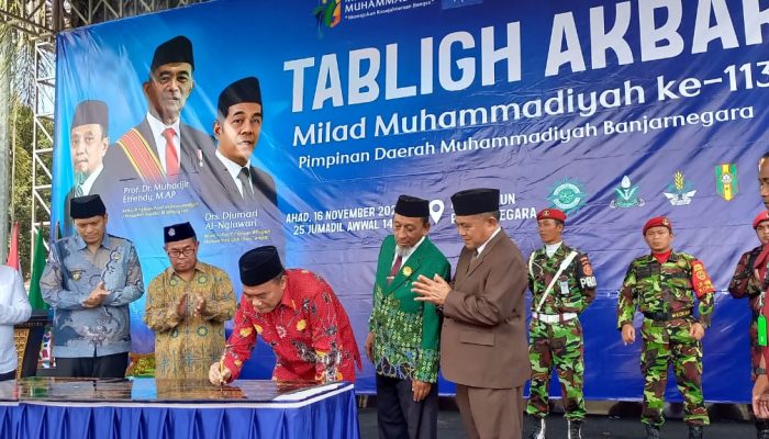 Penasehat Presiden RI Resmikan 6 SPPG Muhammadiyah Banjarnegara