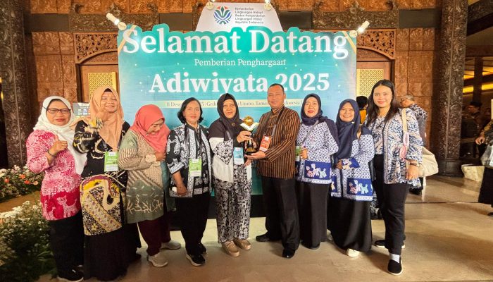 Kota Semarang Raih Penghargaan Adiwiyata Nasional, DLH Dorong Sekolah Jadi Teladan Lingkungan Hijau