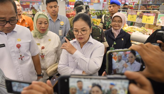 Pemkot Semarang Lakukan Perbaikan Sarpras Warga Terdampak Jebolnya Tanggul Sungai Plumbon