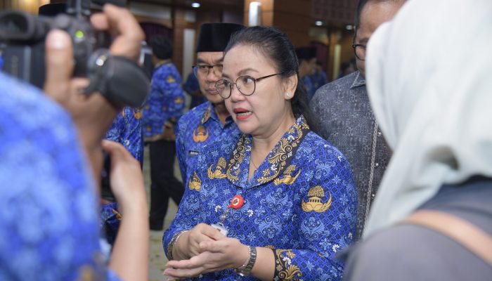 Mobil Plat Merah Beroperasi Saat Lebaran, Agustina Wilujeng : Sebagian ASN Tetap Bertugas Meski Masa Libur