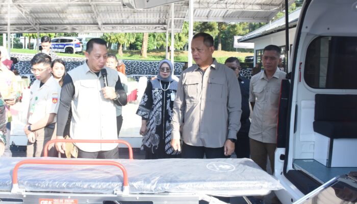 Kodam IV/Diponegoro Terima Bantuan Ambulance VIP dari BRI Peduli