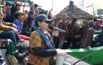 Hadiri Sedekah Laut Tambak Lorok, Wali kota Agustina: Laut dan Manusia Harus Saling Menjaga