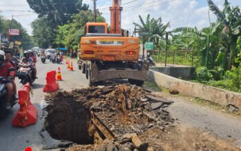 Wali Kota Semarang Agustina Wilujeng Gercep Instruksikan DPU Perbaiki Jalan Rusak Akibat Tonase Berlebih