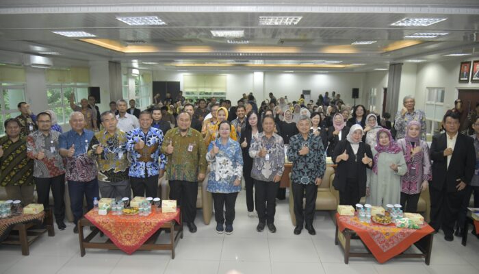Hadiri Pelantikan Pengurus ISEI Semarang, Wali Kota Agustina Dorong Sinergi Lewat Program “Waras Ekonomi”