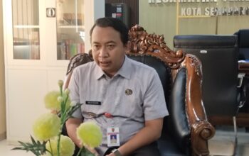 Warga Ngeluh di Medsos Urus Dokumen Kependudukan, Camat Tembalang Beri Klarifikasi 