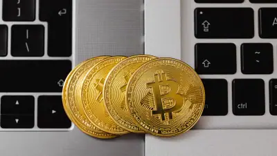 Vitalik Buterin Minta Investor Tak Panik Pindahkan Dana ke Dompet Baru