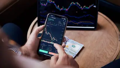 IHSG Naik 1,04% ke 6.093, MAPI Teratas dalam Net Buy Asing