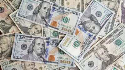 BI Intervensi saat Rupiah Dibuka di Rp18.021 per Dolar AS
