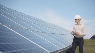 Jiangsu Umumkan Proyek PLTS Terpusat 300 MW
