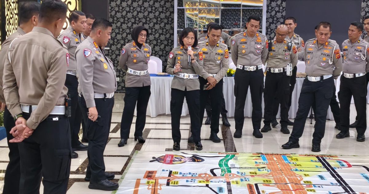 Satlantas Polres Purwakarta Matangkan Strategi Pengamanan Nataru Lewat Tactical Floor Game