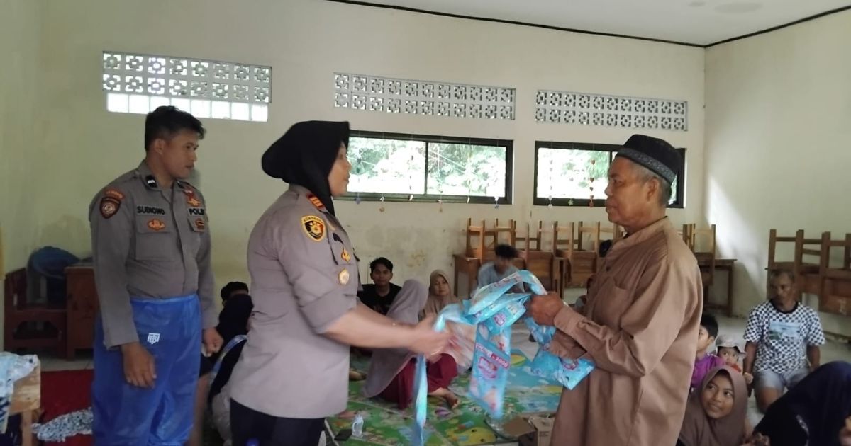 Erosi Sungai Cidadap Telan Permukiman, Puluhan Warga Simpenan Terpaksa Mengungsi