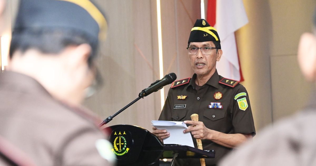 Kajati Jabar Lantik Kajari Kota Bandung dan Kajari Kota Sukabumi