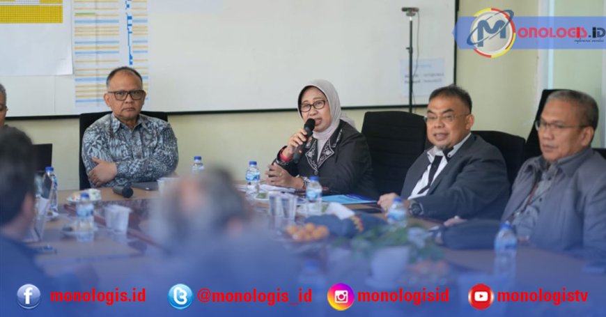 Sekjen Kemendikti Saintek Tinjau Pembangunan RSPTN Unila