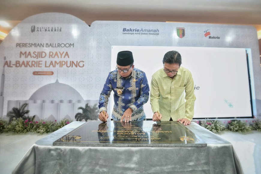 Pj Gubernur Lampung Resmikan Ballroom Masjid Raya Al-Bakrie