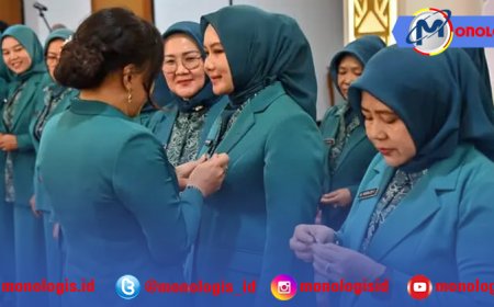 Zita Anjani Lantik Seluruh Pengurus TP PKK Lampung Selatan Periode 2025-2030