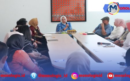 Wulan Mirza  Berkomitmen Dekranasda Lampung Kembangkan UMKM  Bersaing di Kancah Nasional dan Internasional