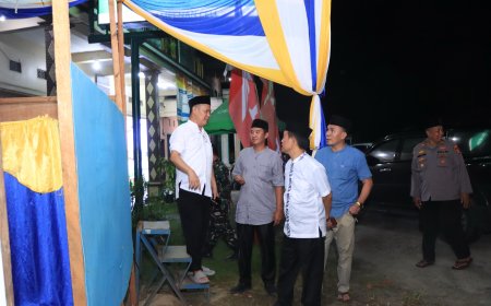 Pj Sekkab Pesisir Barat Kunjungi Pembangunan Posko Mudik Lebaran 2025