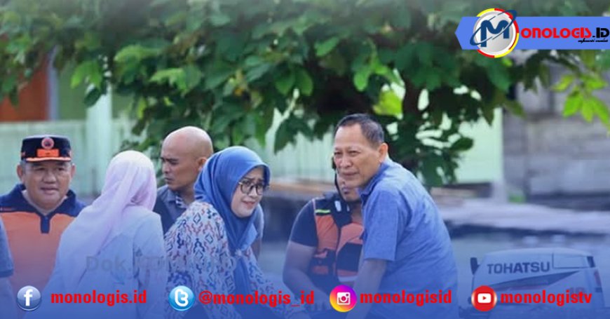 Bupati Tulangbawang Tinjau Lokasi Banjir dan Salurkan Bantuan untuk Warga Terdampak