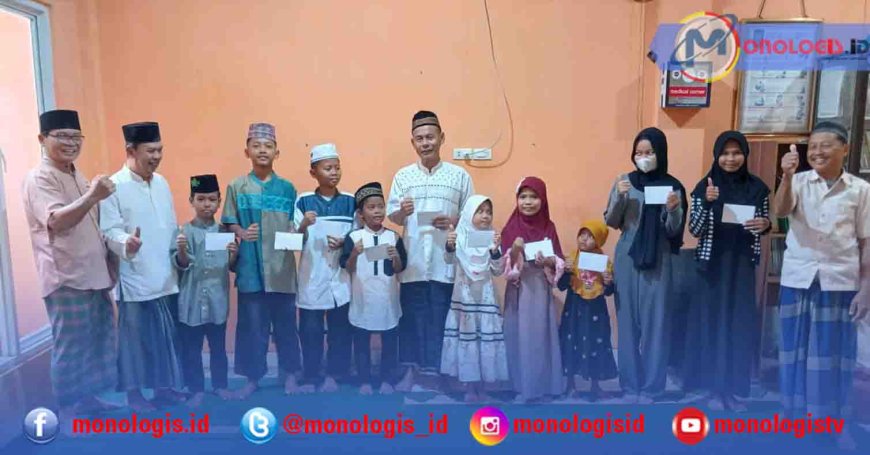 Masjid Miftahul Iman Gunung Sulah Santuni Anak Yatim dan Guru TPA