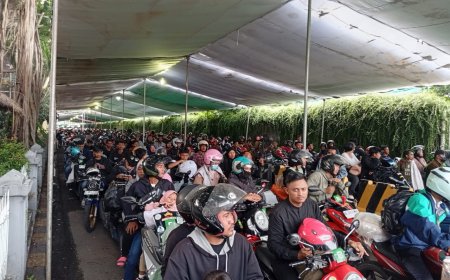 Lama Antre di Pelabuhan, Pemudik Ingin Beli Kapal Sendiri