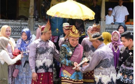 Berkah Lebaran, Bupati Tanggamus Dapat Gelar Adat Lampung
