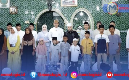 Safari Ramadan di Rajabasa, Egi Serahkan Santunan dan Hibah Masjid