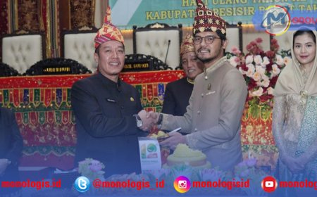HUT ke-12 Pesisir Barat, Ketua DPRD Ucapkan Penghargaan Kepada Tokoh Perintis, Penggagas dan Panitia Pemekaran