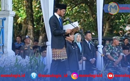 Ketua DPRD Bacakan Sejarah Singkat Berdirinya Pesisir Barat