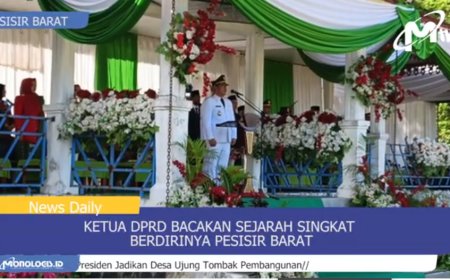 Ketua DPRD Bacakan Sejarah Singkat Berdirinya Pesisir Barat