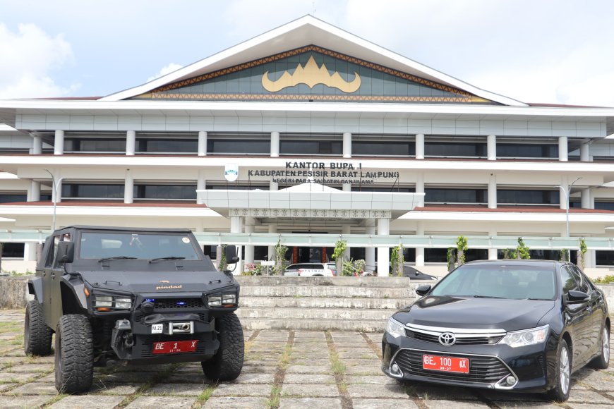 Dedi Irawan Izinkan Masyarakat Pesisir Barat Gunakan Randis Bupati untuk Kegiatan Sakral