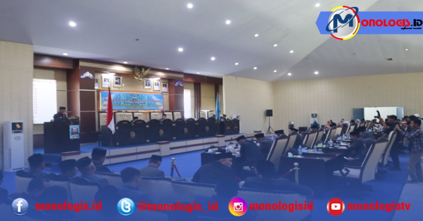 Paripurna LKPJ Bupati Pesisir Barat Tahun 2024, DPRD Sampaikan 20 Rekomendasi Kepada Bupati