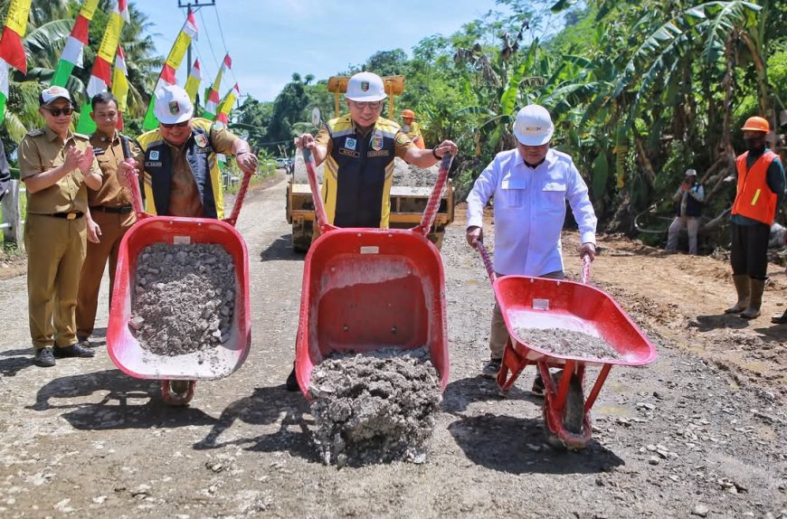 Pemprov Perbaiki Jalan di Tanggamus