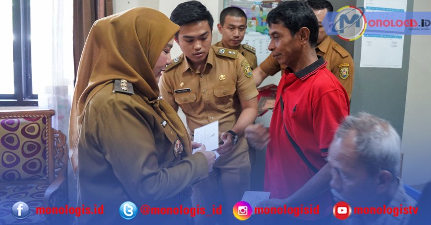 Pemkot Bandarlampung Beri Bantuan Korban Puting Beliung di Kemiling