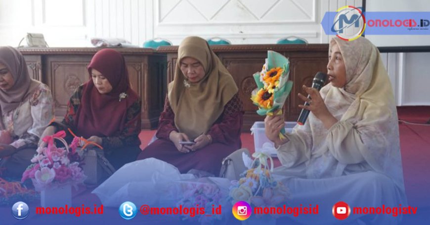 DWP Unila Gelar Pelatihan Buket Bunga dari Kawat Berbulu