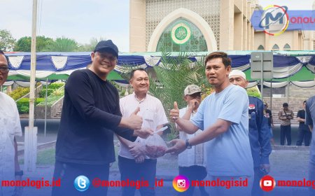 Pemkab Lampung Selatan Berbagi Daging Hewan Kurban ke Jurnalis