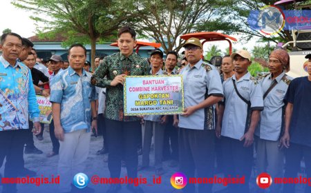 Bupati Lampung Selatan Serahkan Bantuan Alsintan Bagi Petani