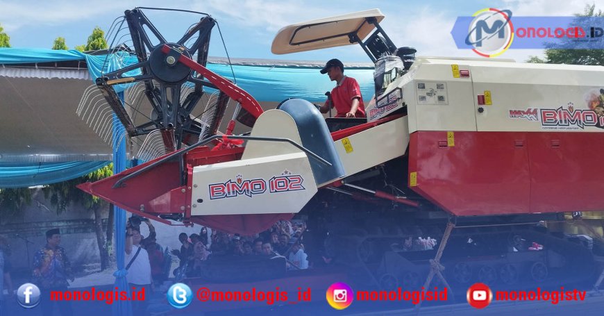 Gapoktan di Bandarlampung Dapat Bantuan Combine Harvester dari Kementan
