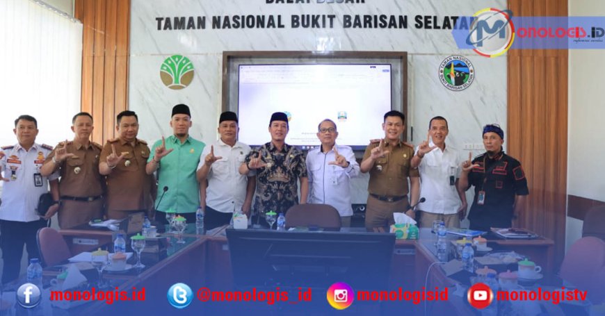 Didukung TNBBS, Pemkab Pesisir Barat Segera Bangun Jalan dan Jembatan di Wayharu